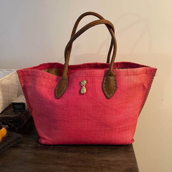 Lilly Pulitzer Pink Beach Tote - Picture 1 of 6